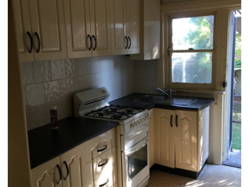 2/6 Grainger Street, Ashfield NSW 2131