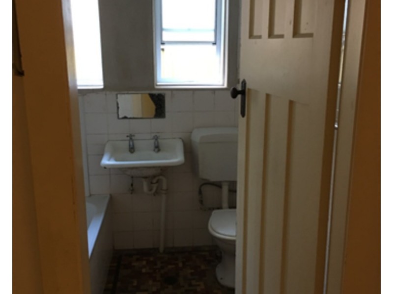 2/6 Grainger Street, Ashfield NSW 2131