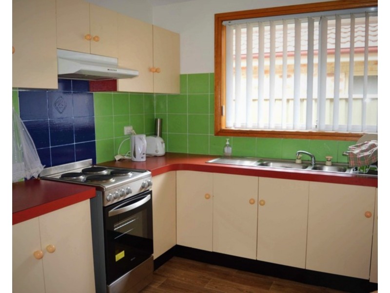 100 Greville Avenue, Sanctuary Point NSW 2540