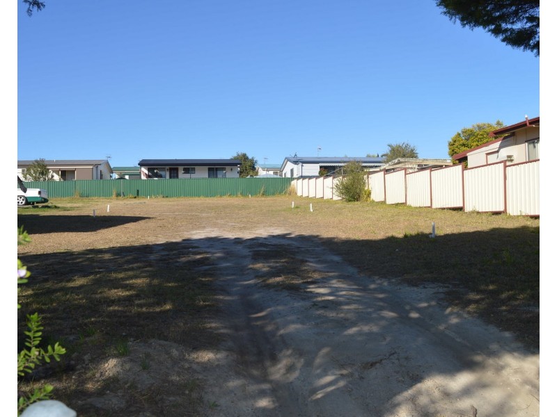 96-98 Island Pt Road, St Georges Basin NSW 2540