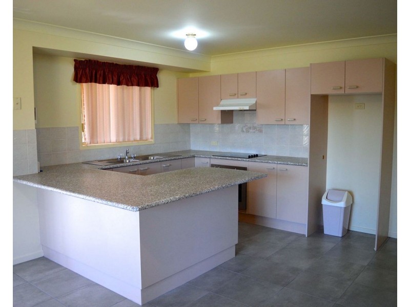 13 Claylands Drive, St Georges Basin NSW 2540