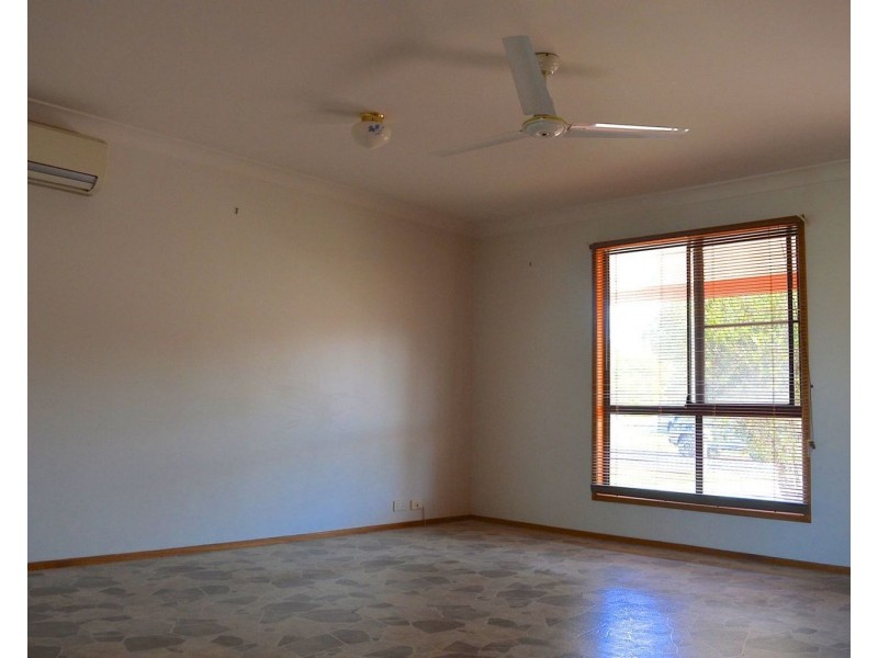 4 Decora Avenue, Sanctuary Point NSW 2540