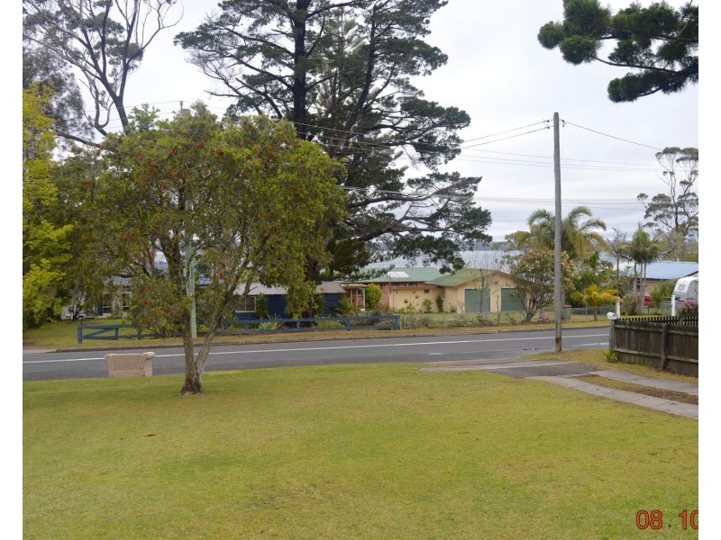 16 St Georges Road, St Georges Basin NSW 2540