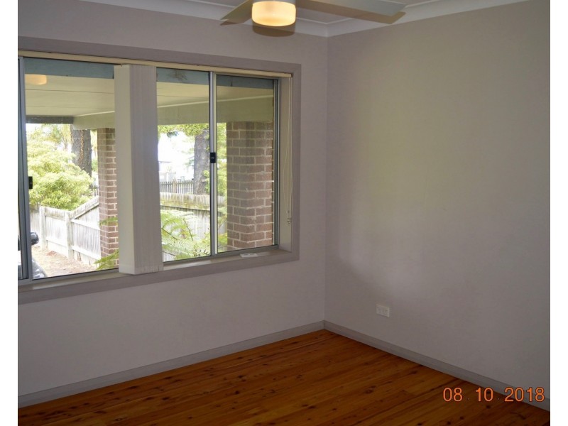 16 St Georges Road, St Georges Basin NSW 2540