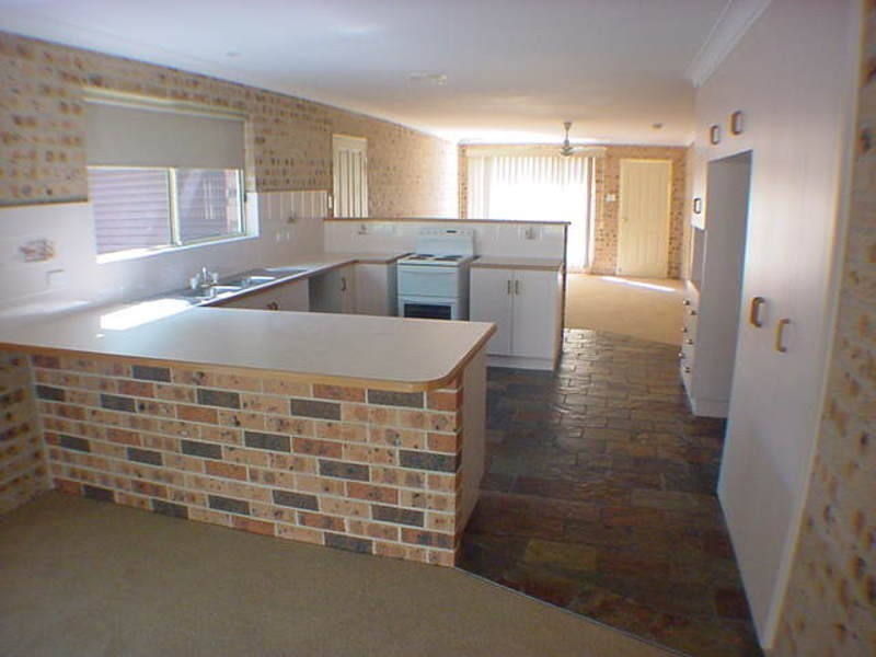 49 Harriss Avenue, Basin View NSW 2540