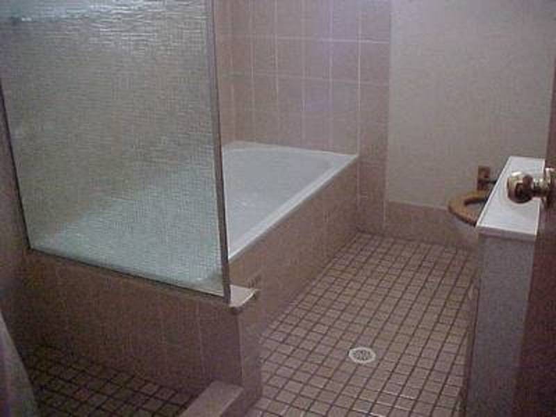 26 June Avenue, Basin View NSW 2540