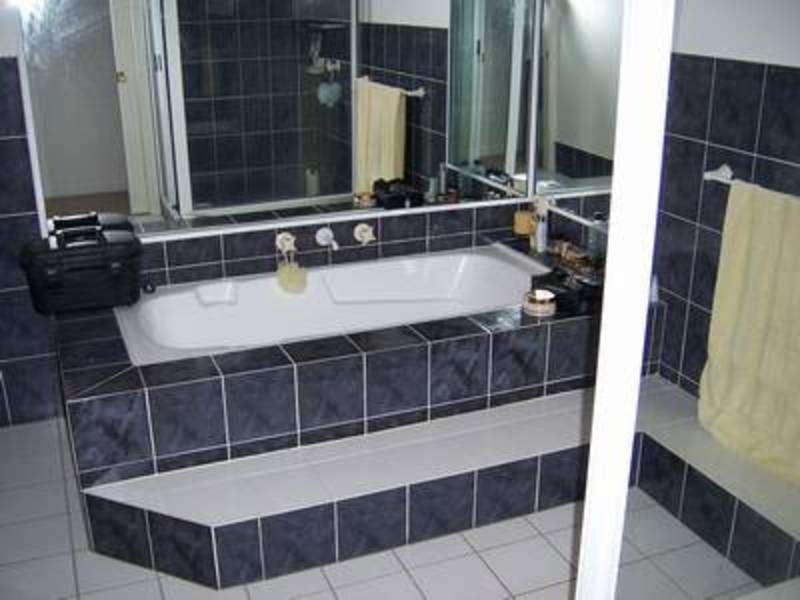 12 Claylands Drive, St Georges Basin NSW 2540