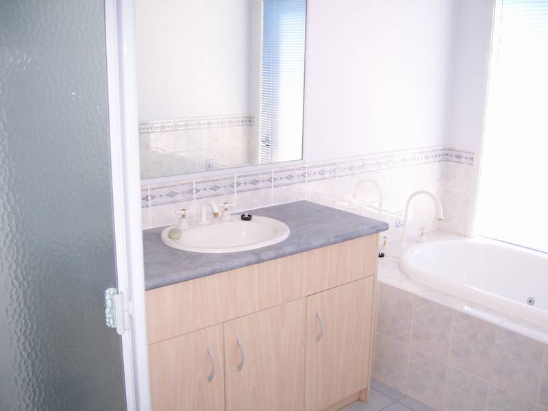 9 Maxwell Crescent, Sanctuary Point NSW 2540