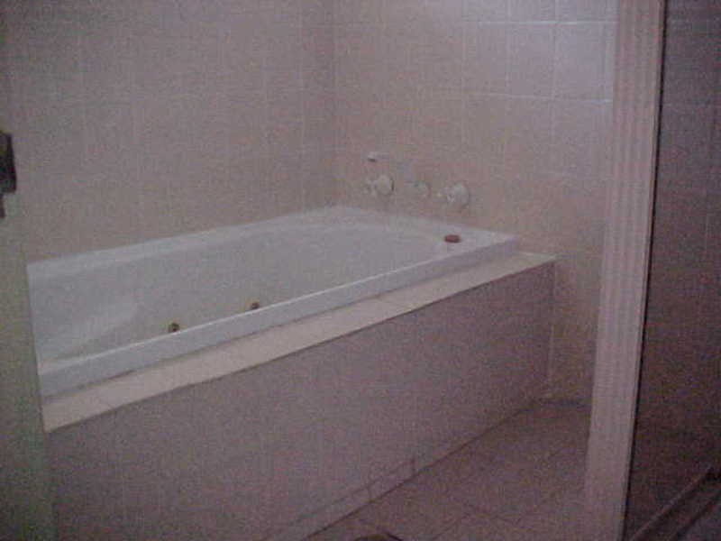 5 Macleans Point Road, Sanctuary Point NSW 2540