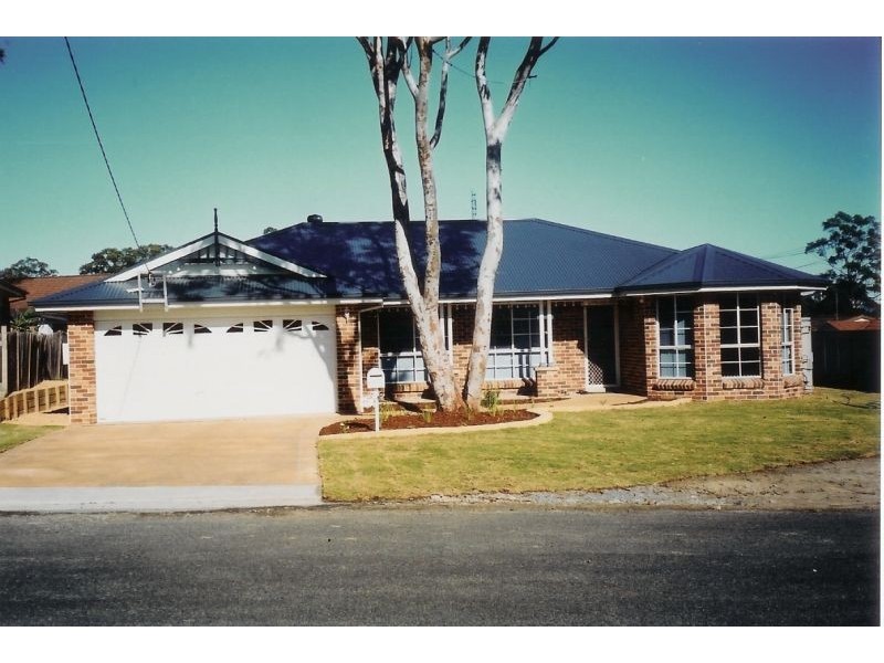 11 Truscott Avenue, Sanctuary Point NSW 2540