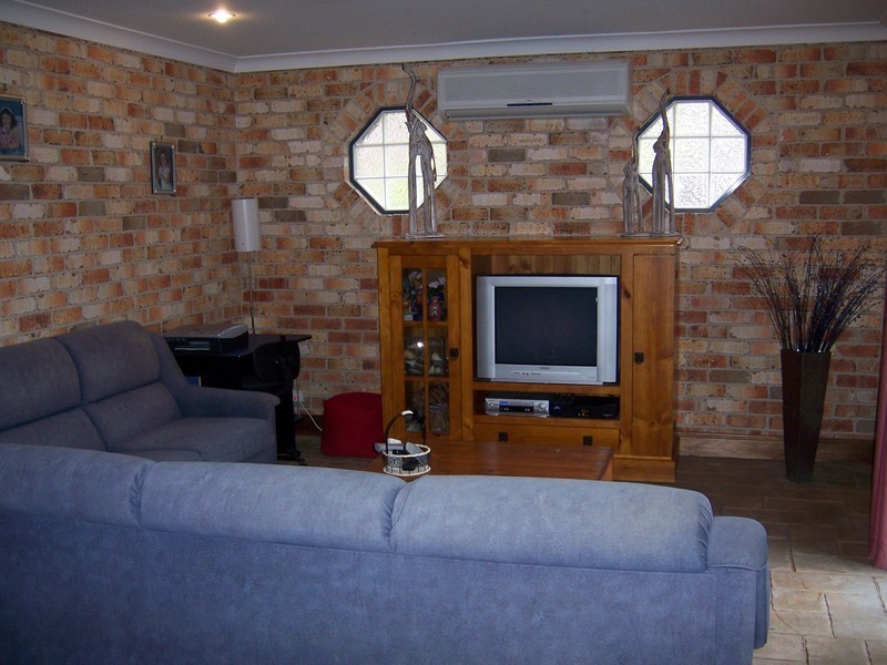 9 Watersedge Avenue, Basin View NSW 2540