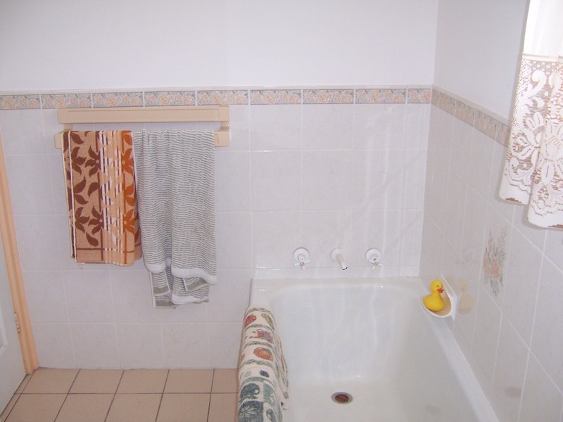 22 Tasman Road, St Georges Basin NSW 2540