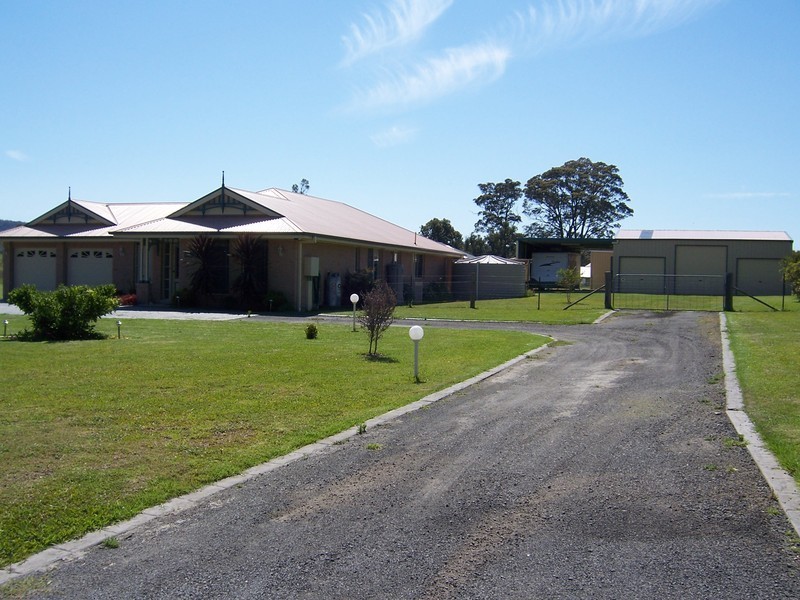 16 Windley Road, Wandandian NSW 2540