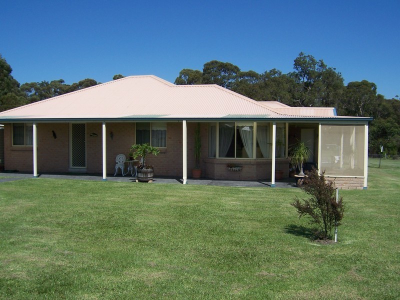 16 Windley Road, Wandandian NSW 2540