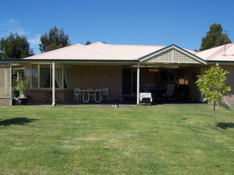 16 Windley Road, Wandandian NSW 2540