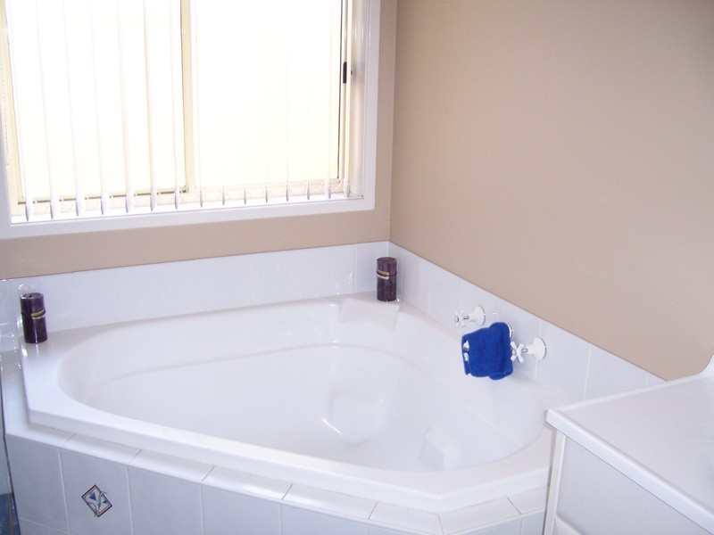 9 Ball Close, St Georges Basin NSW 2540