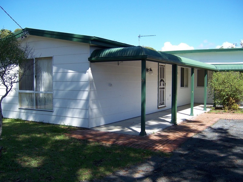 27 Dunisla Street, Sanctuary Point NSW 2540