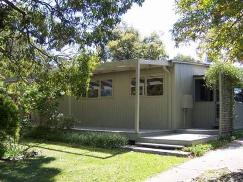 83 Basin View Parade, Basin View NSW 2540
