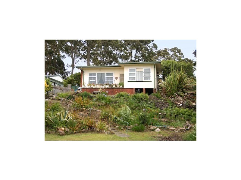 122 Basin View Parade, Basin View NSW 2540