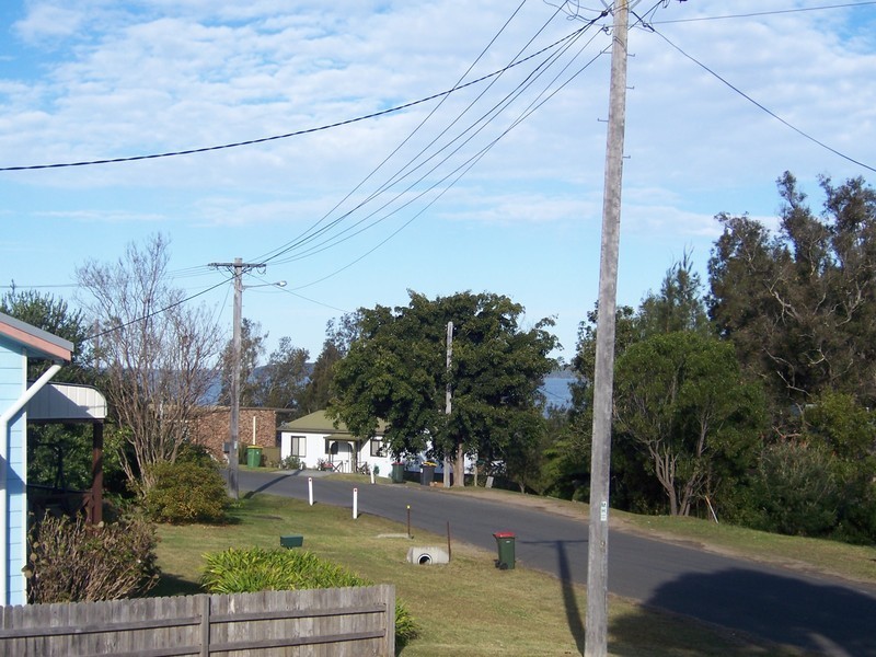 17 Watersedge Avenue, Basin View NSW 2540
