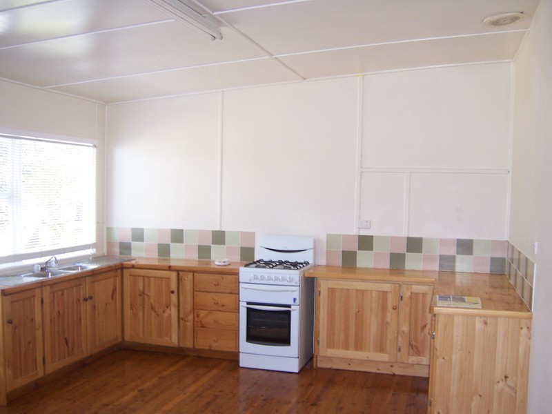 17 Watersedge Avenue, Basin View NSW 2540