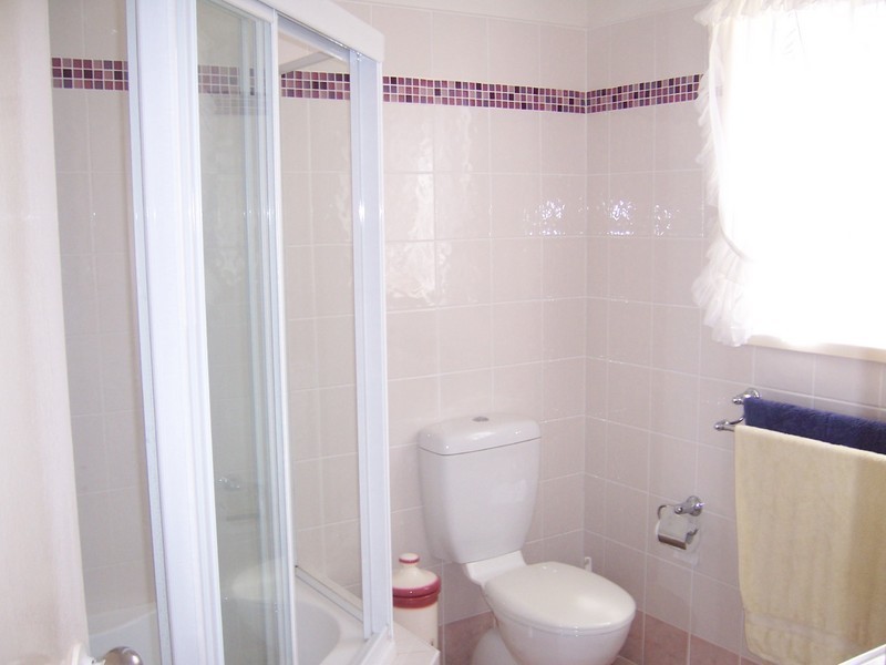 5 Kevin Crescent, St Georges Basin NSW 2540