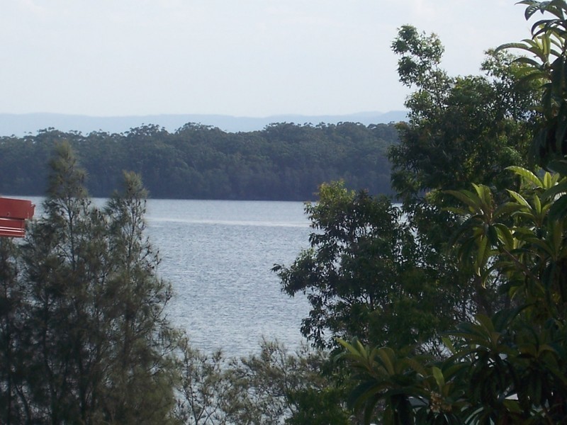 5 Kevin Crescent, St Georges Basin NSW 2540