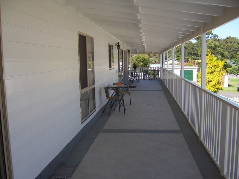 5 Kevin Crescent, St Georges Basin NSW 2540