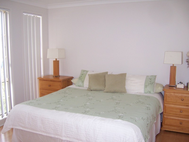 8 Carver Court, St Georges Basin NSW 2540