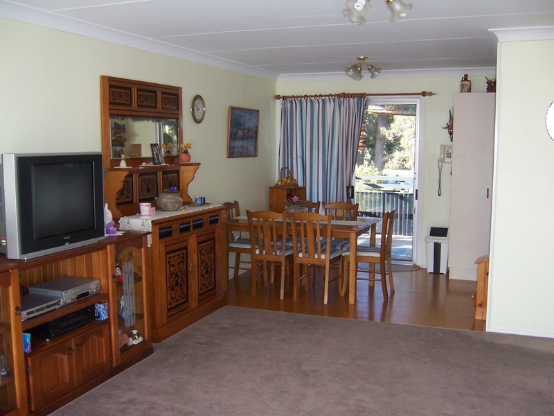 127 Waratah Crescent, Sanctuary Point NSW 2540