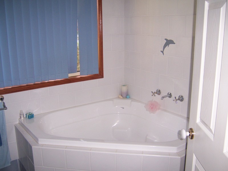 108 Tallyan Pt Road, Basin View NSW 2540