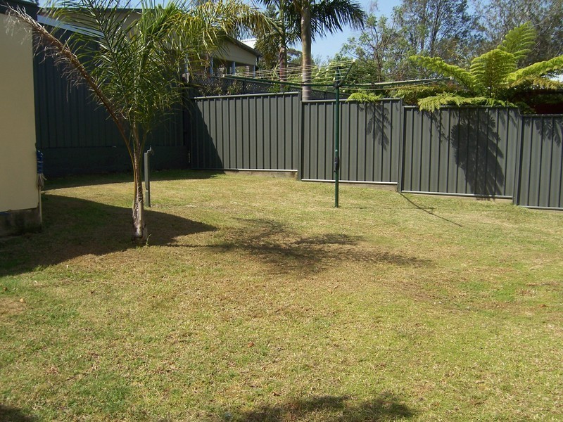 7 Watersedge Avenue, Basin View NSW 2540