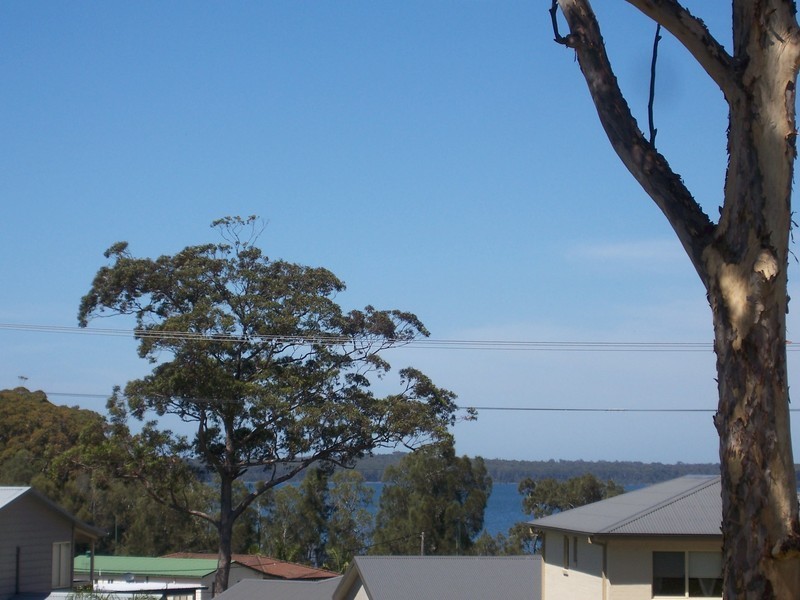52 St Georges Road, St Georges Basin NSW 2540