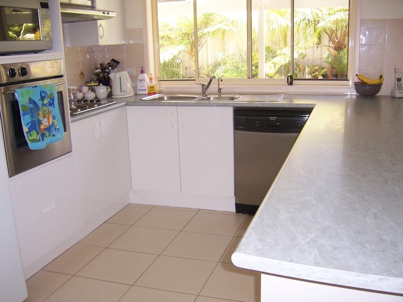 1 Ball Close, St Georges Basin NSW 2540