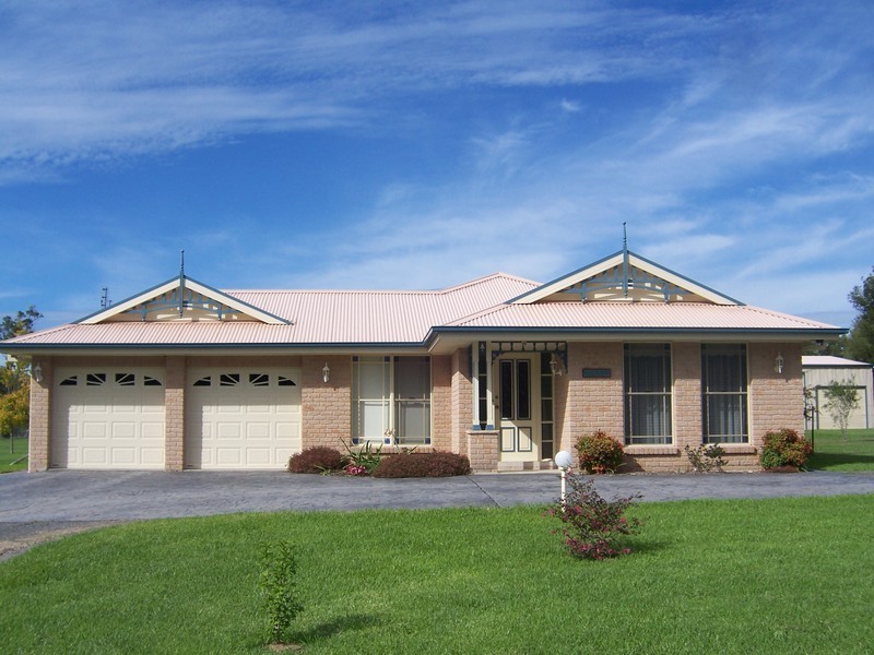 16 Windley Road, Wandandian NSW 2540