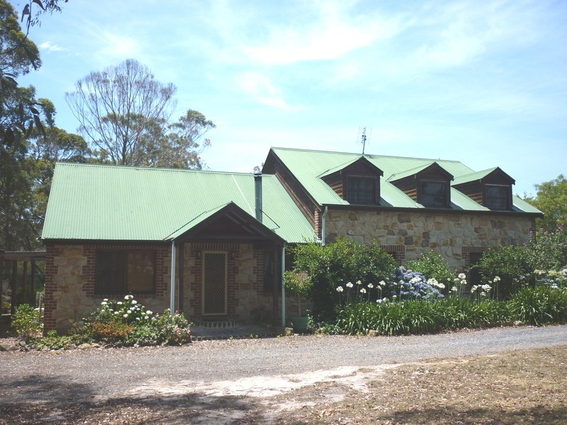 9 Windley Road, Wandandian NSW 2540