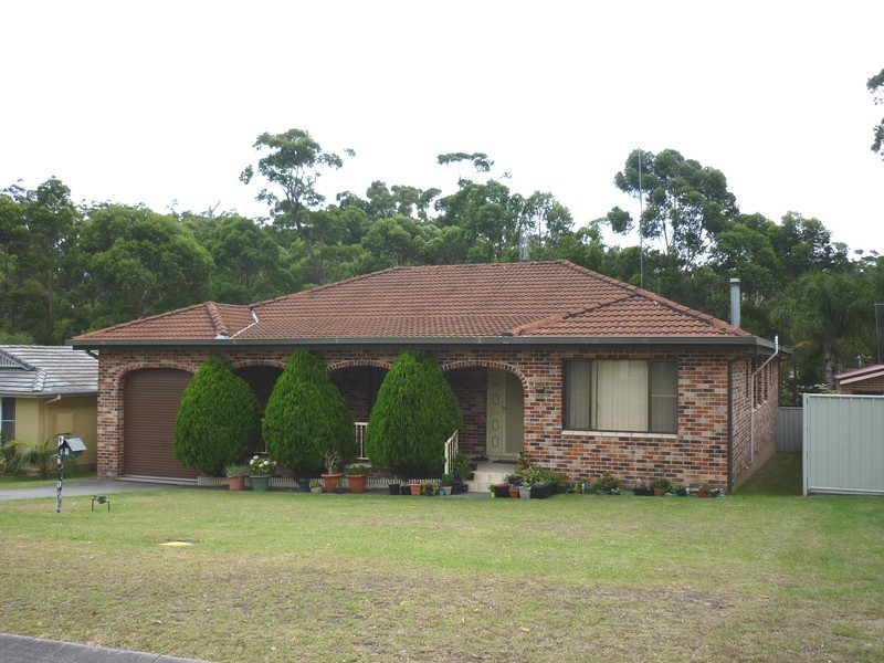 1 Claylands Drive, St Georges Basin NSW 2540