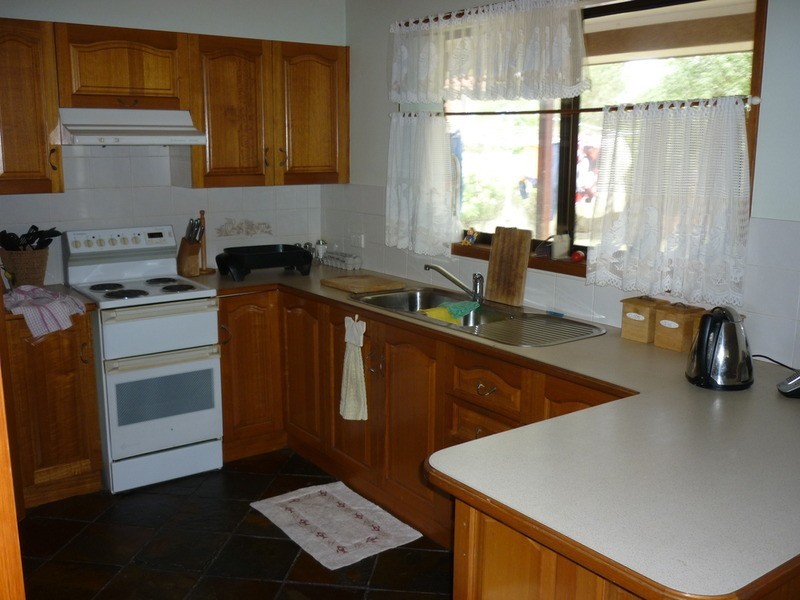 40 Claylands Drive, St Georges Basin NSW 2540
