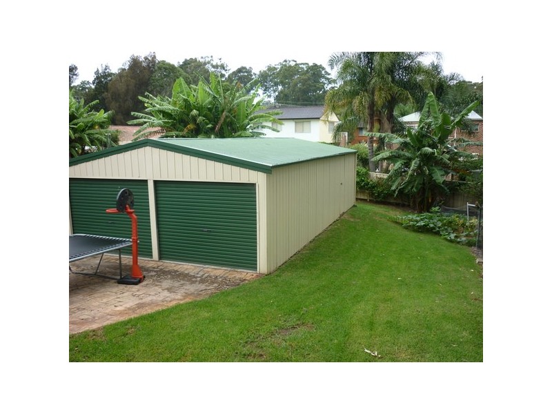 9 Graham Avenue, St Georges Basin NSW 2540