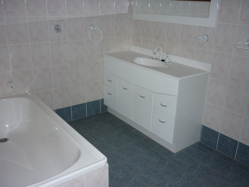 16 Rauch Close, St Georges Basin NSW 2540