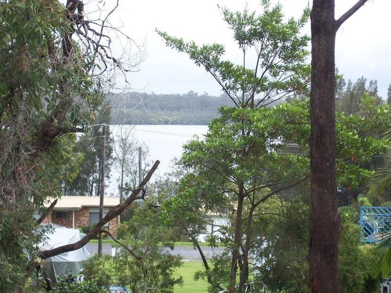 30 Audrey Avenue, Basin View NSW 2540