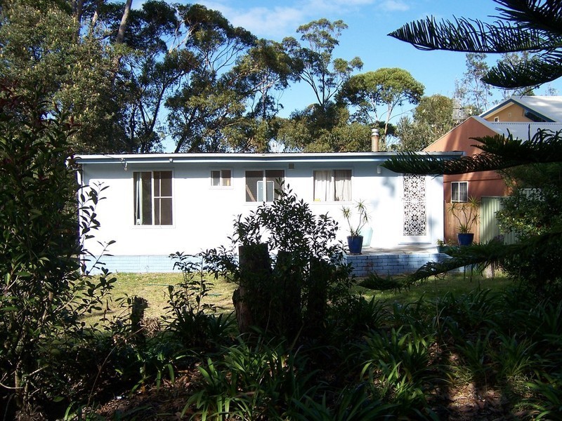 204 Greville Avenue, Sanctuary Point NSW 2540