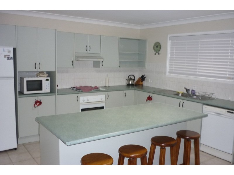 12 Elanora Parade, Basin View NSW 2540