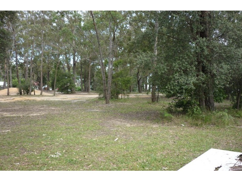 12 Elanora Parade, Basin View NSW 2540