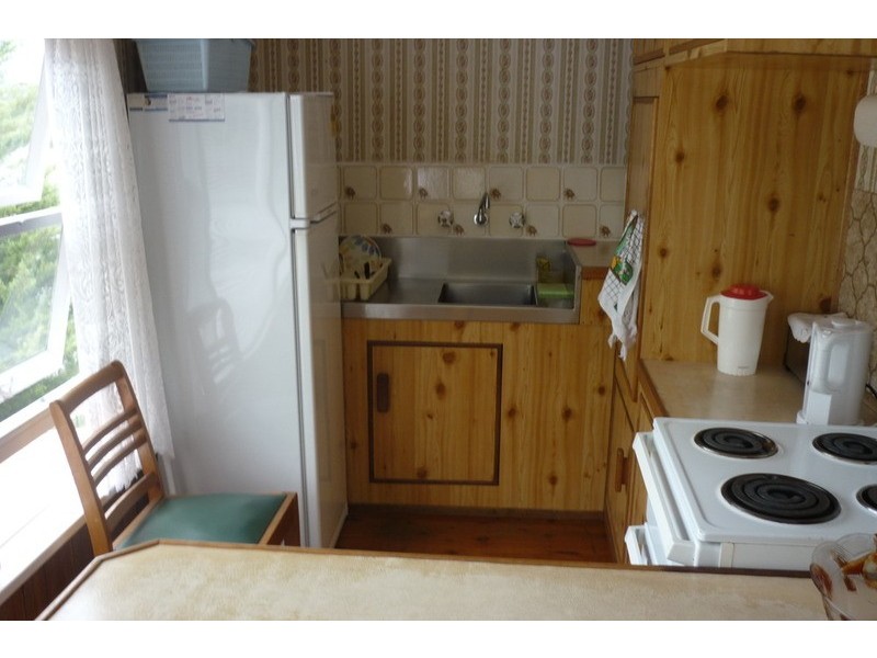 27 Tasman Road, St Georges Basin NSW 2540