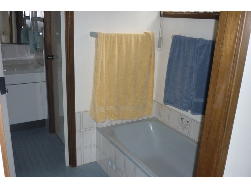 76 Mustang Drive, Sanctuary Point NSW 2540