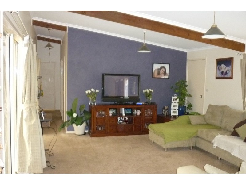 10 Mathie Street, Basin View NSW 2540