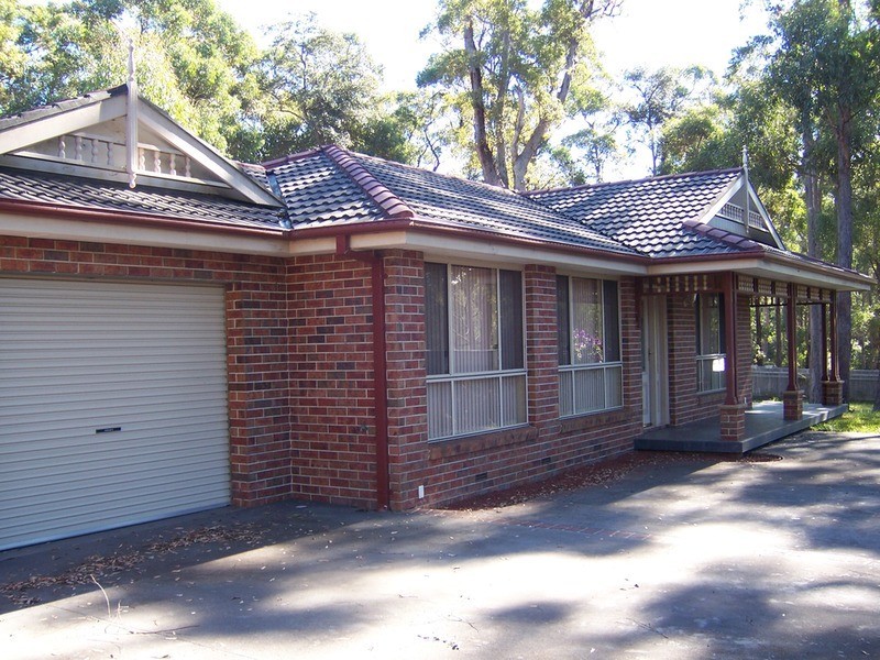 2/119 Clarendon Crescent, St Georges Basin NSW 2540