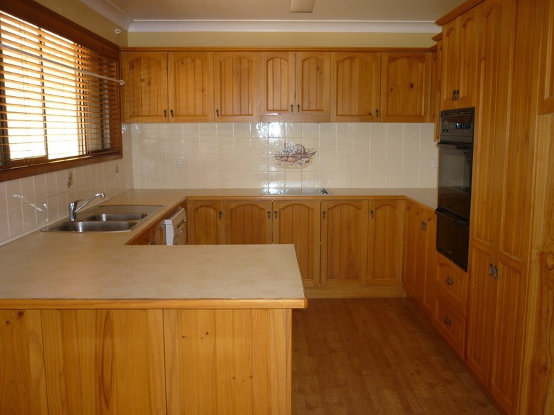 16 Rauch Close, St Georges Basin NSW 2540