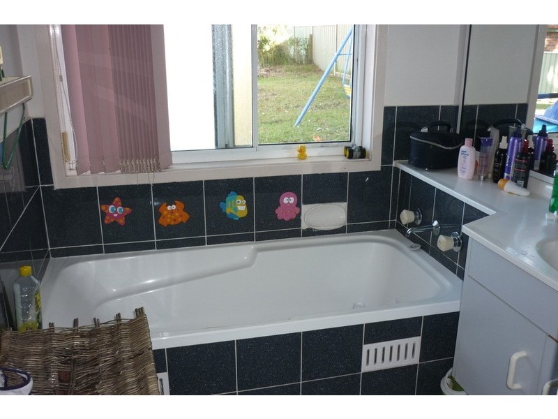 34 Claylands Drive, St Georges Basin NSW 2540